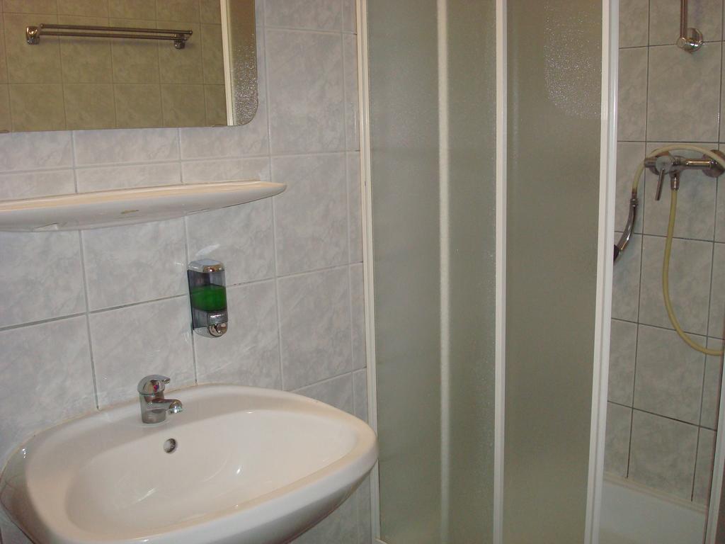 Hotel Termal Tiszaújváros Cameră foto